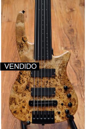 NS Design CR6 Radius Bass Fretless Limited Edition Poplar Burl NS Design CR6 Radius Bass Fretless Limited Edition Poplar Burl